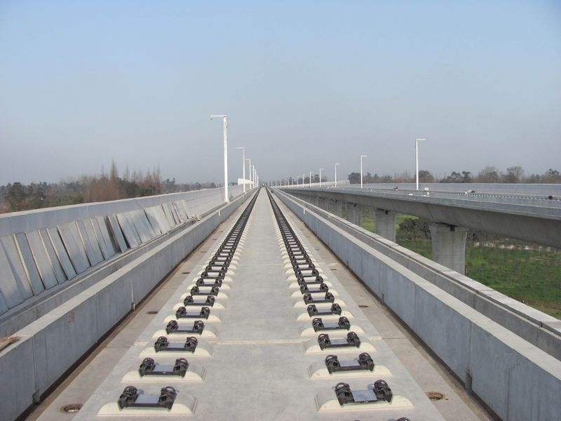 Special micro silica fume as ballastless rail board admixture on high speed railway passenger line