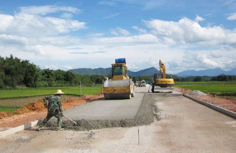 Silica Fume Powder Used in Concrete Road Construction